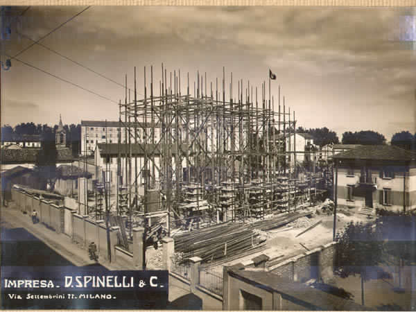 Chiesa di S.Teresa del Bambin Gesu. Cantiere